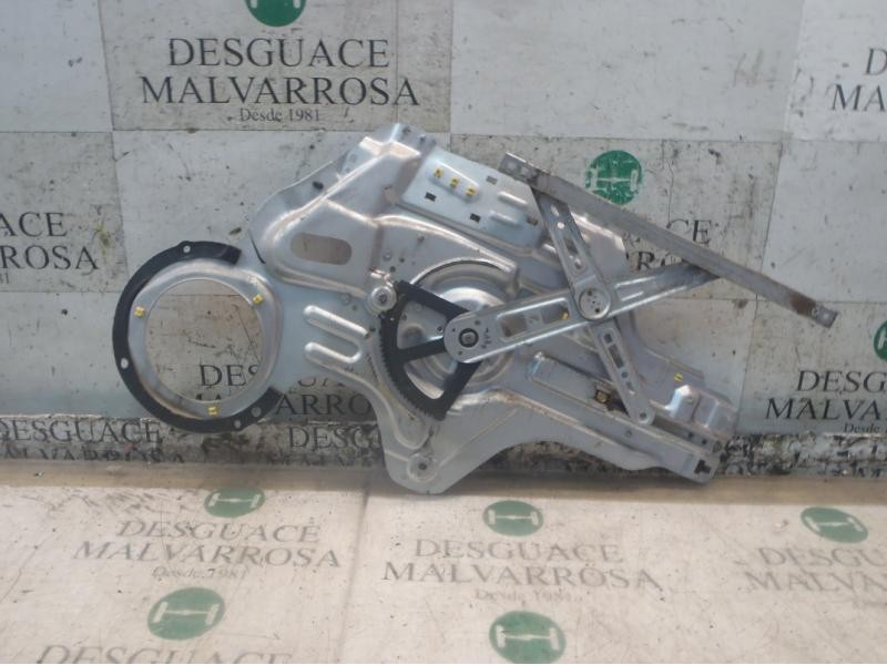 Recambio de elevalunas delantero izquierdo para kia cerato 1.6 lx berlina (4-ptas.) referencia OEM IAM 824012F010  