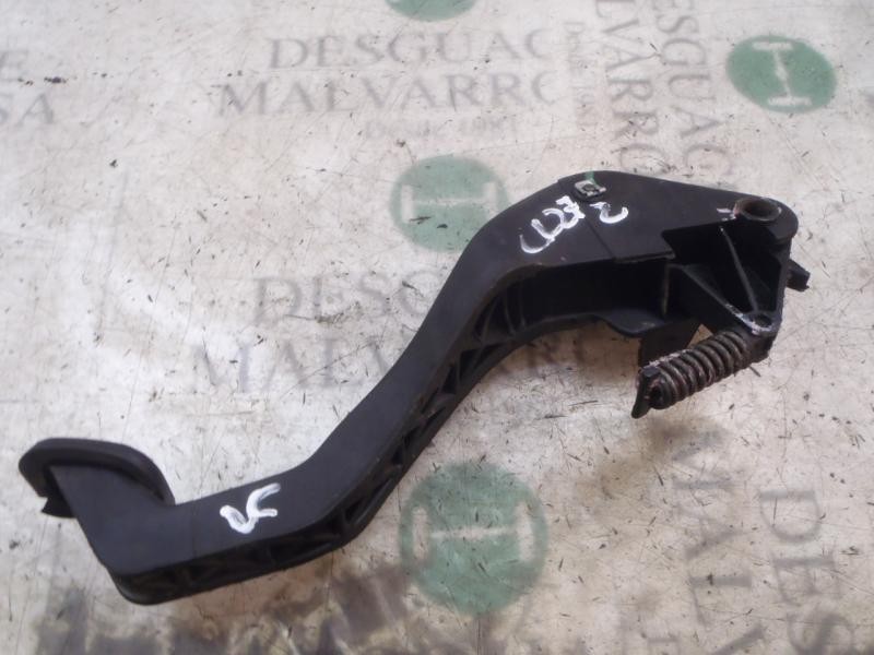 Recambio de pedal embrague para peugeot boxer caja cerrada (rs2850)(290/330)(´´02) 290 c  td referencia OEM IAM   