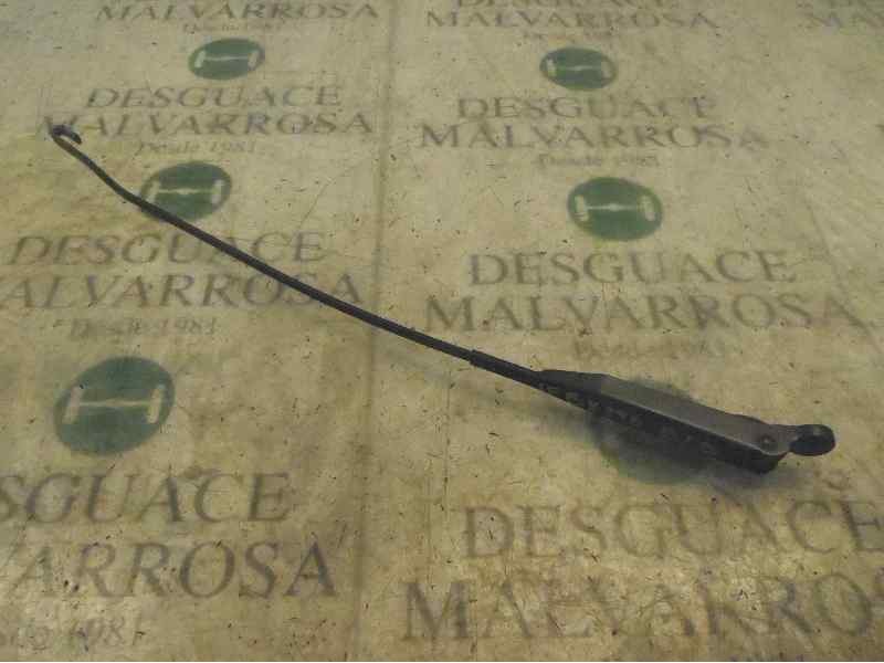 Recambio de brazo limpia delantero derecho para opel corsa c club referencia OEM IAM   