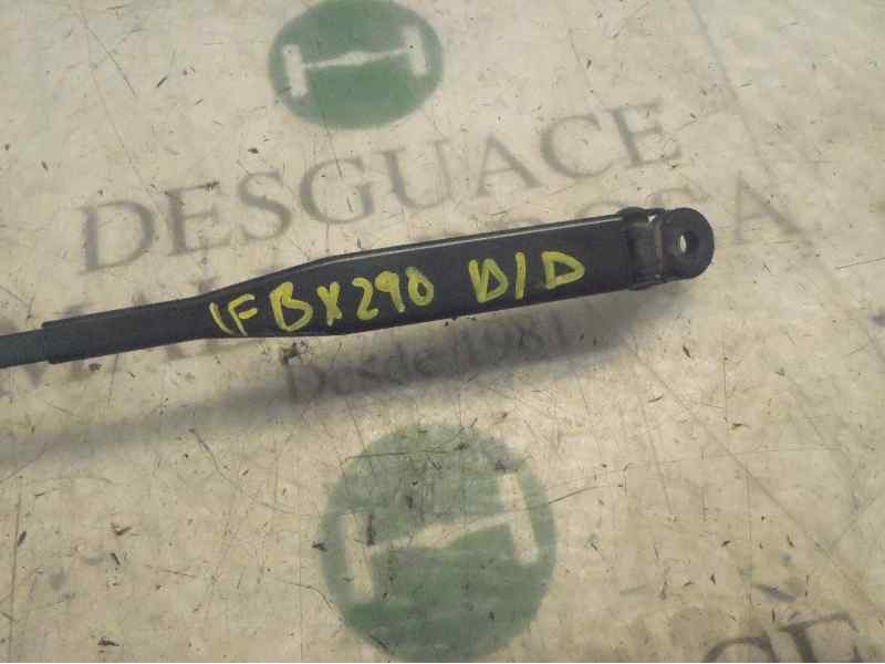 Recambio de brazo limpia delantero derecho para opel corsa c club referencia OEM IAM   