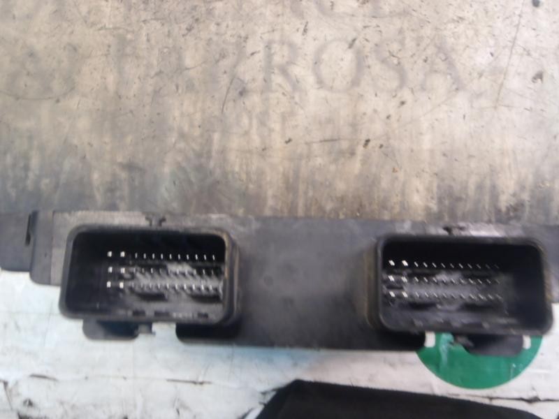 Recambio de centralita motor uce para peugeot partner (s2) combi pro referencia OEM IAM   