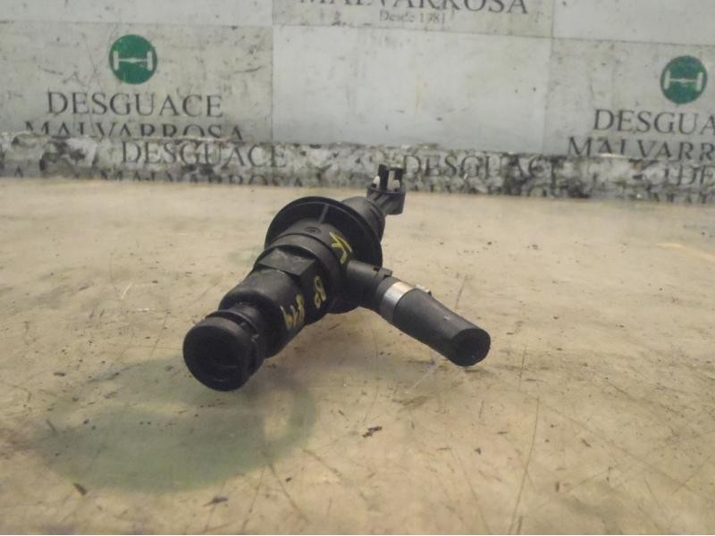 Recambio de bomba embrague para renault megane iii coupe gt referencia OEM IAM 306100030R  