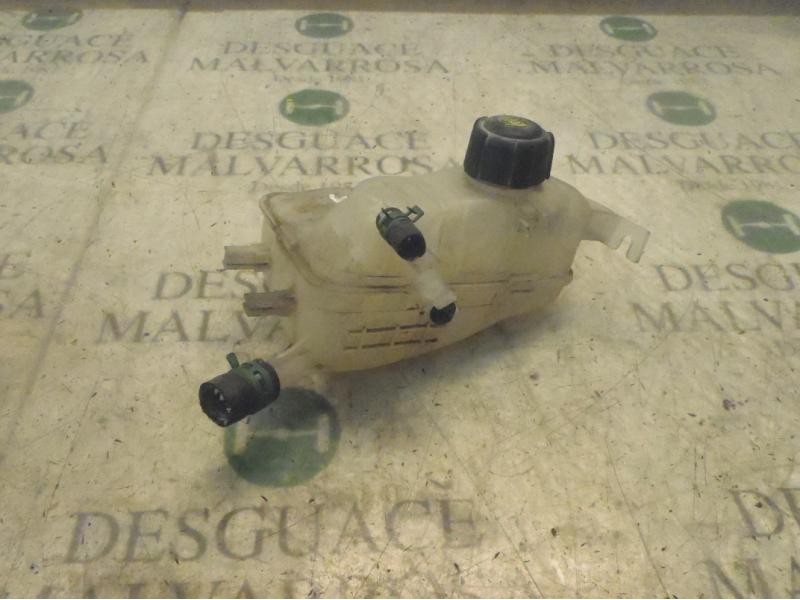 Recambio de deposito expansion para renault megane iii coupe gt referencia OEM IAM 217100005R  