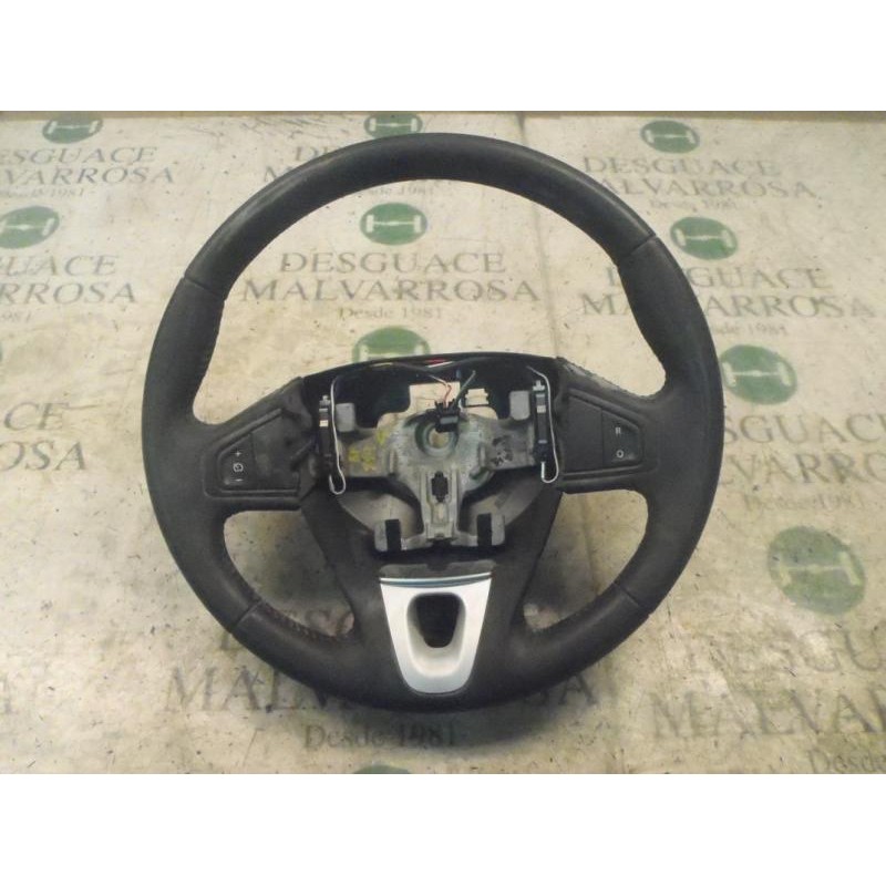 Recambio de volante para renault megane iii coupe gt referencia OEM IAM 484306291R  