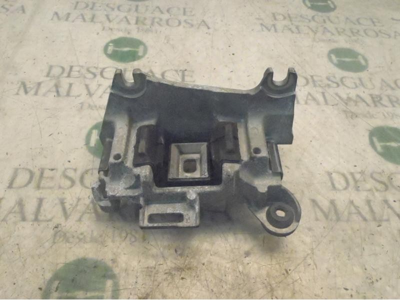 Recambio de soporte cambio para renault megane iii coupe gt referencia OEM IAM 112200014R  