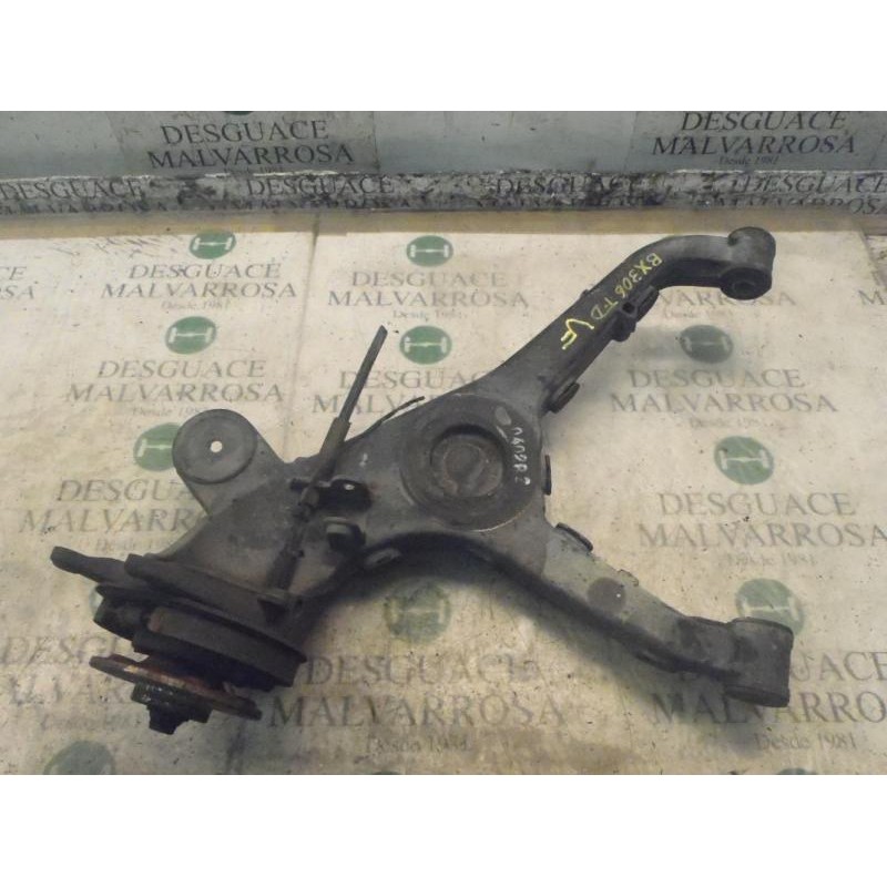 Recambio de mangueta trasera derecha para mercedes-benz vito (w638) caja cerrada 110 d  (638.074) referencia OEM IAM   