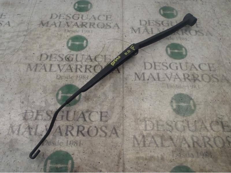 Recambio de brazo limpia delantero derecho para kia opirus básico referencia OEM IAM 983203F000  