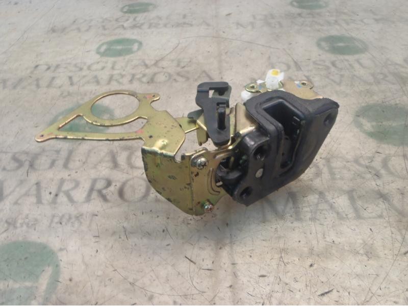 Recambio de cerradura puerta trasera derecha para kia opirus básico referencia OEM IAM 814203F000  