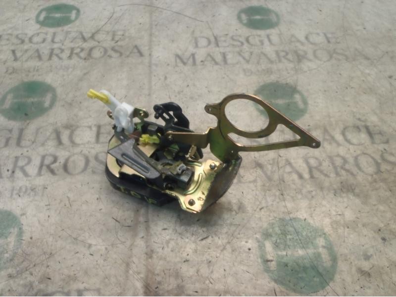 Recambio de cerradura puerta trasera derecha para kia opirus básico referencia OEM IAM 814203F000  