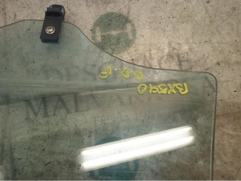 Recambio de cristal puerta delantero derecho para kia opirus básico referencia OEM IAM 824203F000  