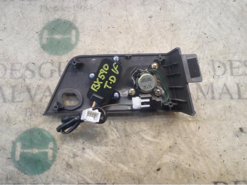 Recambio de mando elevalunas trasero derecho para kia opirus básico referencia OEM IAM 935803F101NF 833423F000 