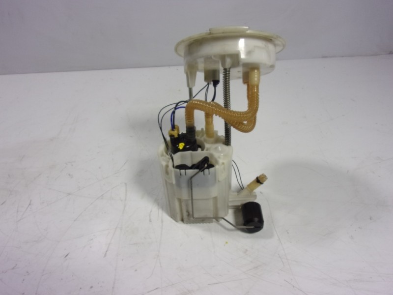 Recambio de aforador para bmw serie 1 lim. (f20) 2.0 turbodiesel referencia OEM IAM 16117243972 724397211 0580204019