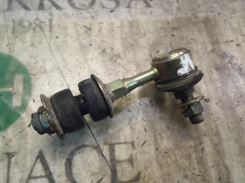 Recambio de tirante delantero derecho para kia opirus básico referencia OEM IAM 5483038110  