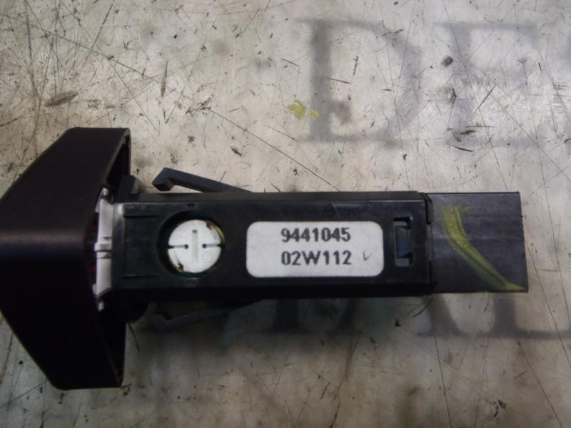 Recambio de warning para volvo s60 berlina 2.4 d referencia OEM IAM   