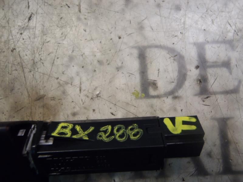 Recambio de warning para volvo s60 berlina 2.4 d referencia OEM IAM   