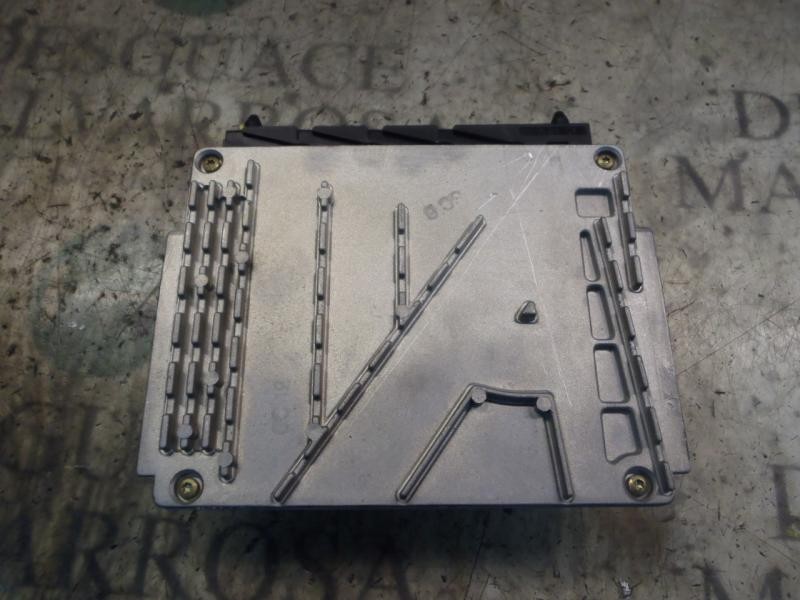 Recambio de centralita motor uce para volvo s60 berlina 2.4 d referencia OEM IAM   