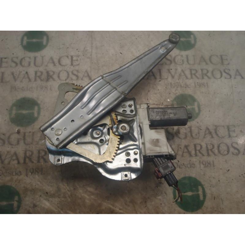 Recambio de elevalunas trasero izquierdo para toyota avensis berlina (t25) 2.0 executive sedán (4-ptas.) referencia OEM IAM   