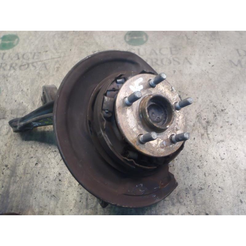 Recambio de mangueta trasera izquierda para toyota avensis berlina (t25) 2.0 executive sedán (4-ptas.) referencia OEM IAM   