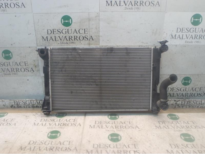 Recambio de radiador agua para toyota avensis berlina (t25) 2.0 executive sedán (4-ptas.) referencia OEM IAM   