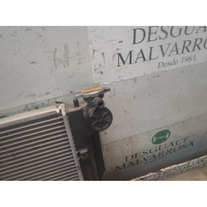 Recambio de radiador agua para toyota avensis berlina (t25) 2.0 executive sedán (4-ptas.) referencia OEM IAM   