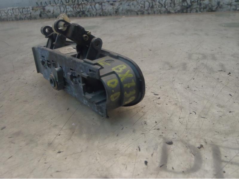 Recambio de maneta exterior delantera derecha para audi a6 berlina (4b2) 2.4 (121kw) referencia OEM IAM   