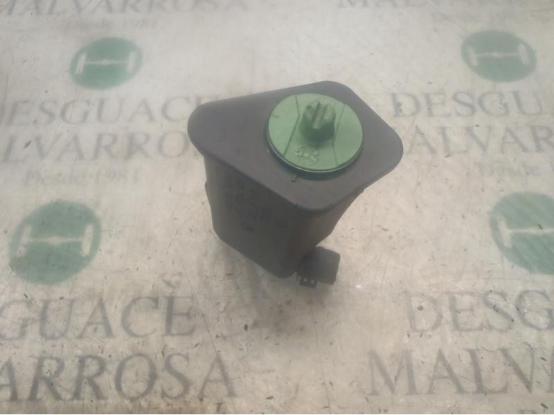 Recambio de deposito servo para volkswagen polo berlina (6n2) trendline referencia OEM IAM   