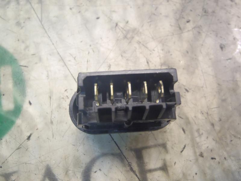 Recambio de modulo electronico para dacia sandero ambiance referencia OEM IAM 8200870250  