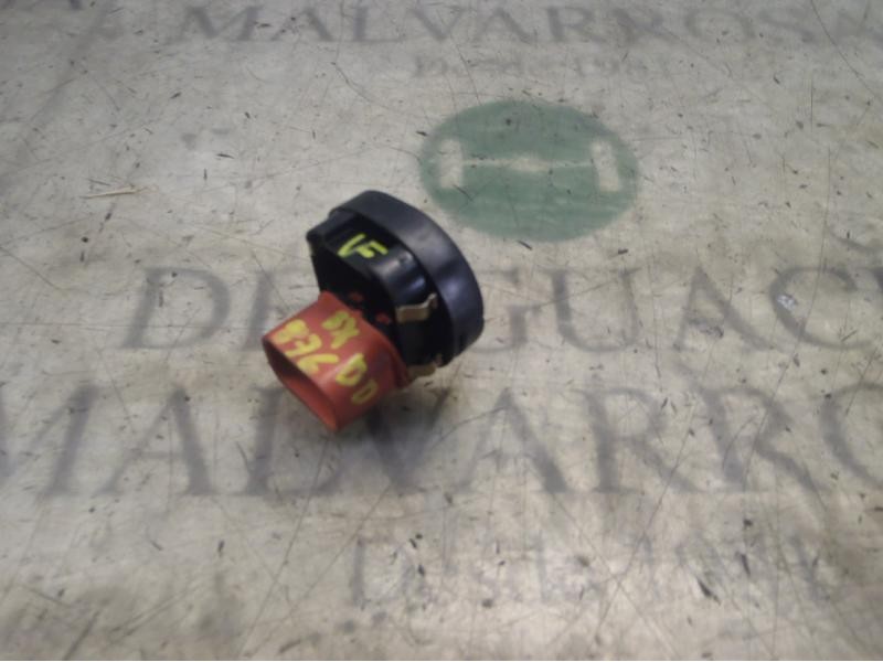 Recambio de mando elevalunas delantero derecho para ford fusion (cbk) 1.4 16v cat referencia OEM IAM   