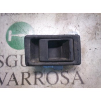 MANETA INTERIOR DELANTERA DERECHA 