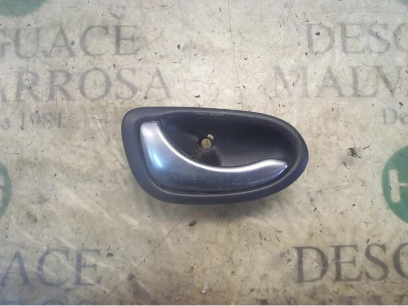 Recambio de maneta interior trasera izquierda para nissan primera berlina (p12) acenta referencia OEM IAM   
