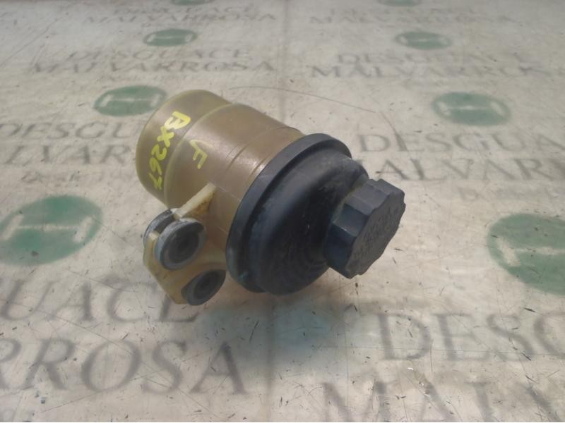 Recambio de deposito servo para kia cerato 1.6 lx berlina (4-ptas.) referencia OEM IAM 571502F000  