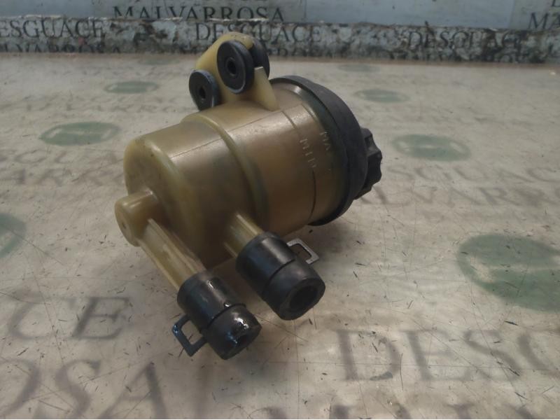 Recambio de deposito servo para kia cerato 1.6 lx berlina (4-ptas.) referencia OEM IAM 571502F000  