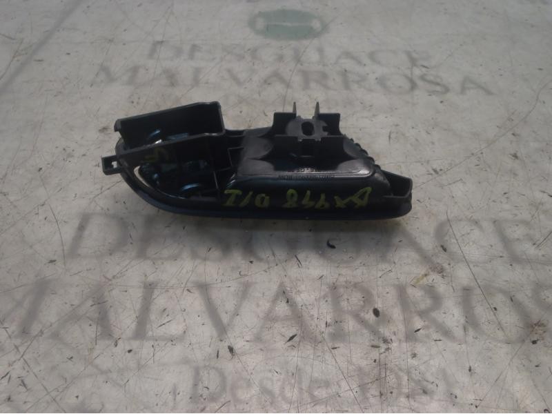 Recambio de maneta interior delantera izquierda para ford focus turn. (cb8) trend referencia OEM IAM 1746826  