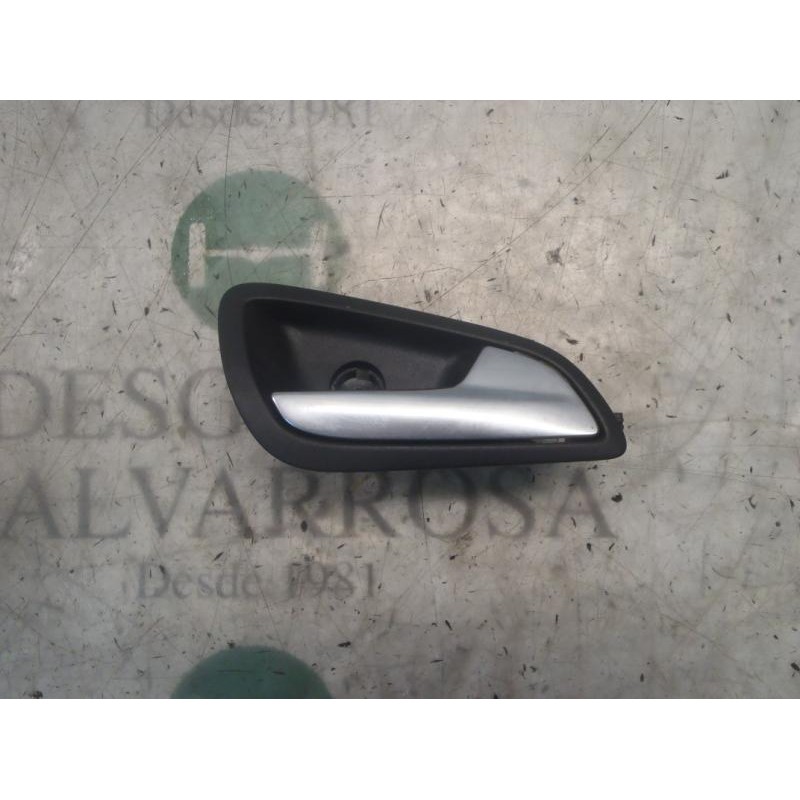 Recambio de maneta interior delantera derecha para ford focus turn. (cb8) trend referencia OEM IAM 1746825  