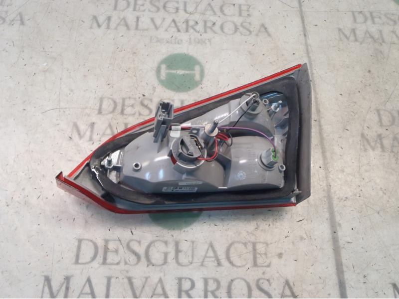 Recambio de piloto trasero izquierdo interior para ford focus turn. (cb8) trend referencia OEM IAM 1775997  