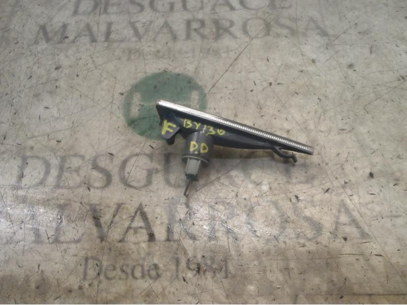 Recambio de piloto lateral derecho para renault scenic ii authentique referencia OEM IAM   