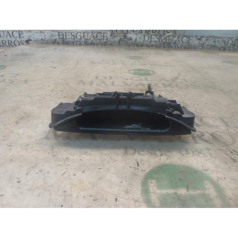 Recambio de maneta exterior delantera derecha para audi a6 berlina (4b2) 2.5 tdi quattro referencia OEM IAM   