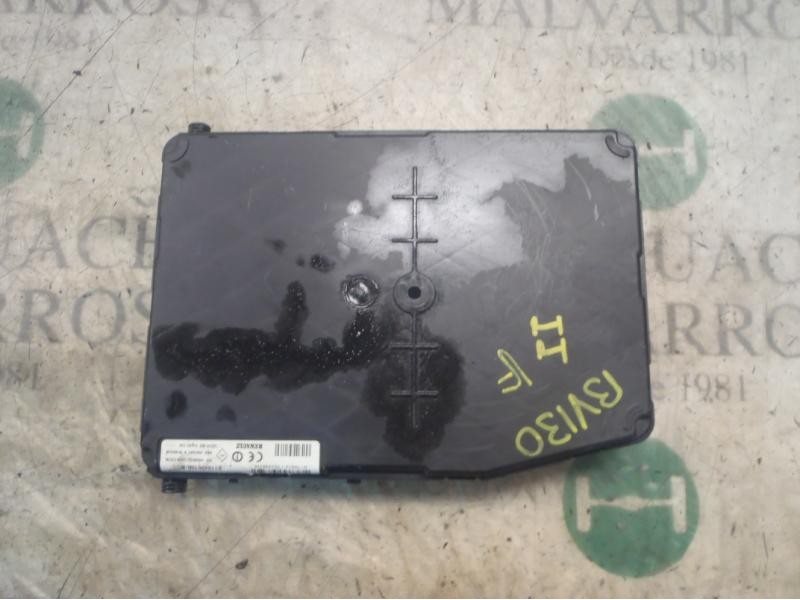 Recambio de caja reles / fusibles para renault scenic ii authentique referencia OEM IAM   