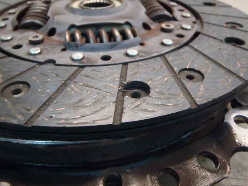 Recambio de kit embrague para renault clio iii confort dynamique referencia OEM IAM   