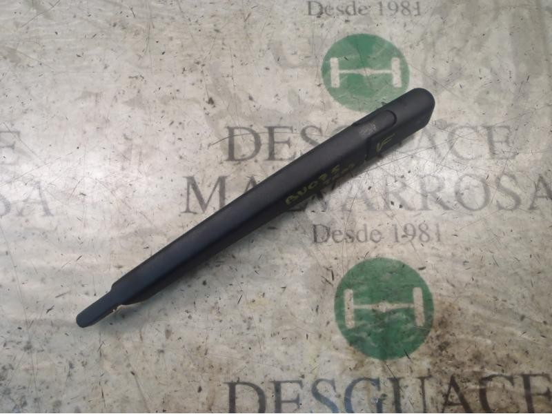 Recambio de brazo limpia trasero para citroën c3 attraction referencia OEM IAM   