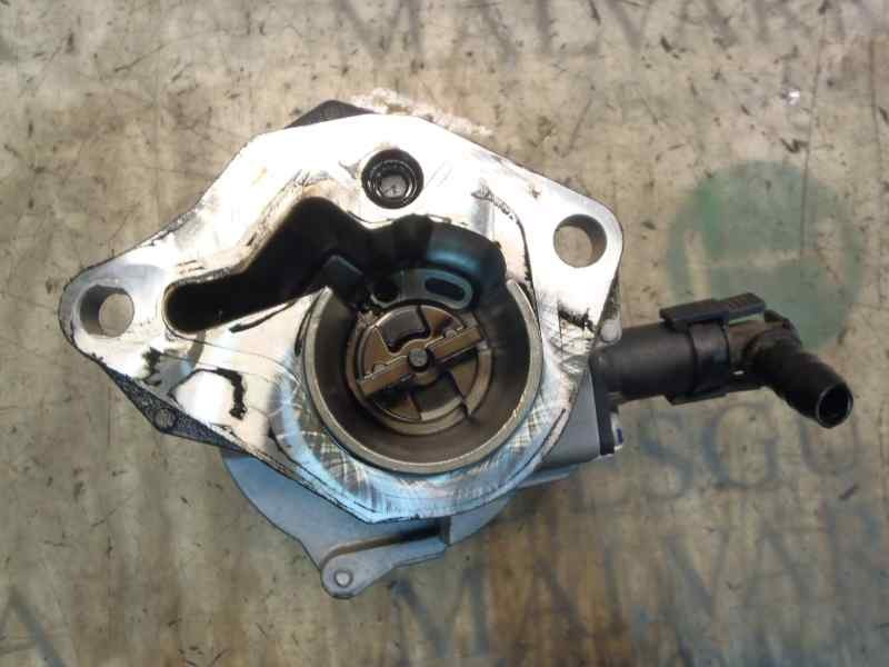 Recambio de depresor freno / bomba vacio para renault megane ii classic berlina dynamique referencia OEM IAM   