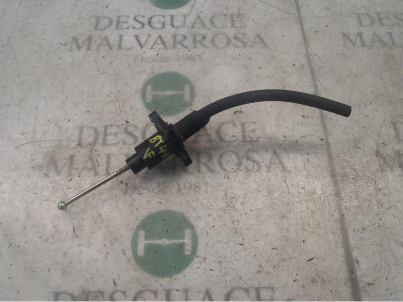 Recambio de bomba embrague para volkswagen polo (9n1) highline referencia OEM IAM   