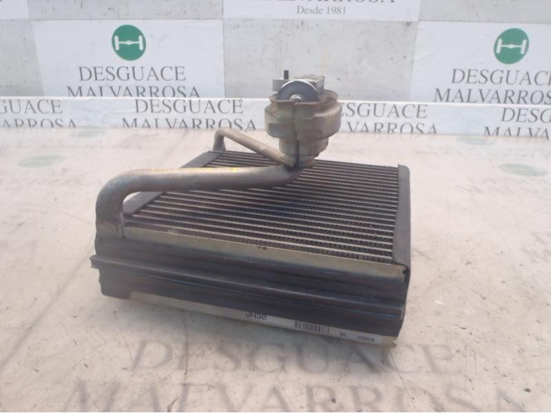 Recambio de evaporador aire acondicionado para volkswagen polo (9n1) highline referencia OEM IAM   