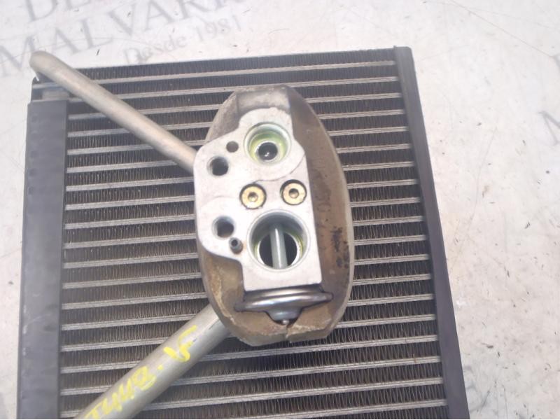 Recambio de evaporador aire acondicionado para volkswagen polo (9n1) highline referencia OEM IAM   