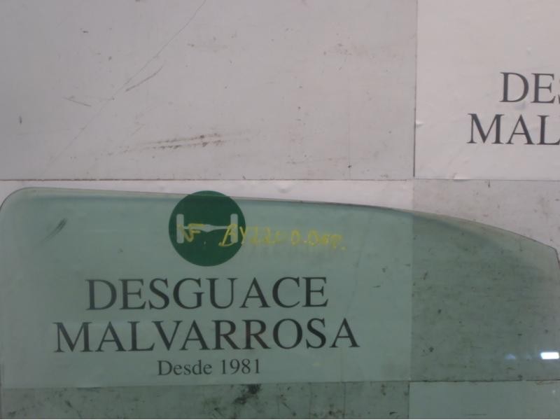 Recambio de cristal puerta delantero derecho para ford transit connect (tc7) furgón (2006) referencia OEM IAM   