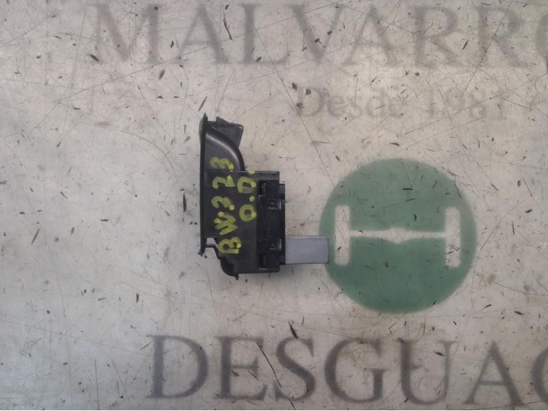 Recambio de mando elevalunas delantero derecho para volkswagen polo (6r1) 1.2 tsi referencia OEM IAM 7L6959855BREH 7L69598550 