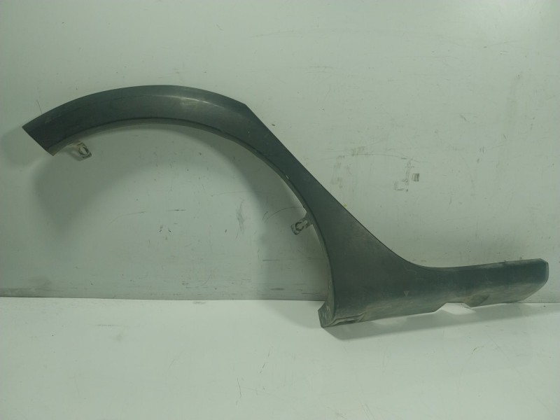 Recambio de aletin trasero derecho para dacia sandero 0.9 tce referencia OEM IAM 788A27813R  