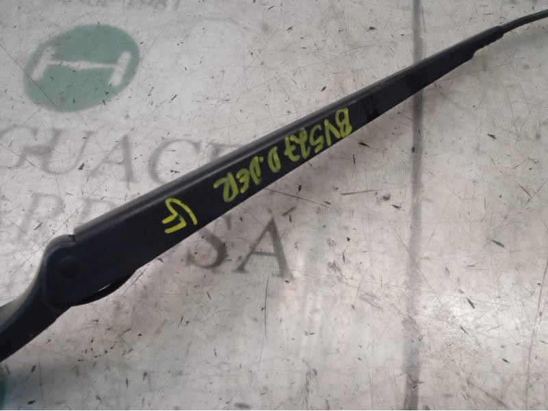 Recambio de brazo limpia delantero derecho para volkswagen polo (9n3) highline referencia OEM IAM 6Q1955410D  