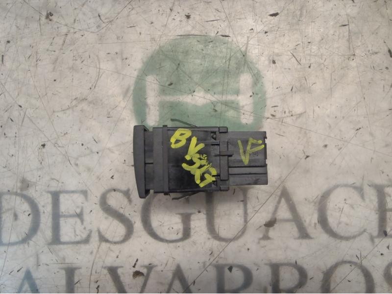 Recambio de warning para volkswagen polo (9n3) highline referencia OEM IAM 6Q0953235A9B9  