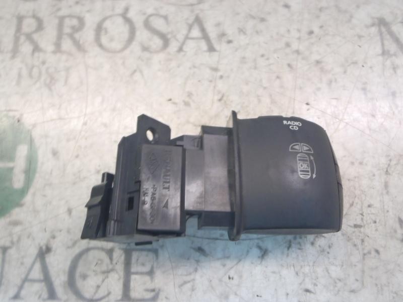 Recambio de modulo electronico para renault megane iii berlina 5 p authentique referencia OEM IAM   